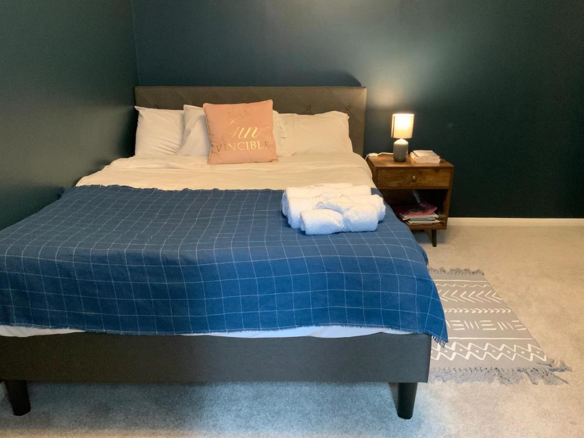 2 Bedroom Apartment Near Southfields London Kültér fotó